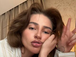 naked girl with cam masturbating HippieChristie