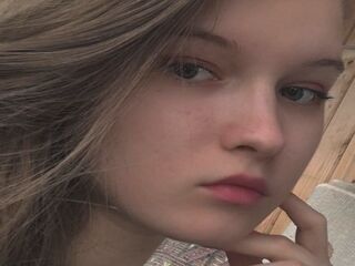 cam strip tease InocenciaFarrare