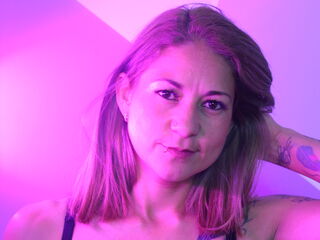 webcam bitch chatroom IsabellaBaker