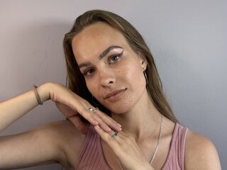 sex webcam chatroom JerilynMominee