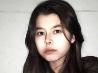 fingering camslut JimmyBohannon