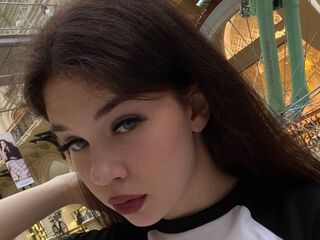 beautiful webcam girl JuliaJohnos