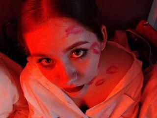 naked girl with webcam fingering pussy JuneGutierrez