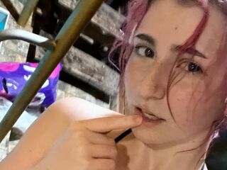 fingering camslut KarlaLitrenta