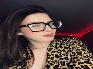 naked webcam girl KassieLonzo