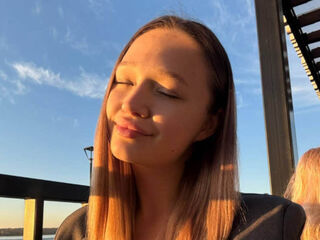 naughty camgirl masturbating KatharineDeakyne