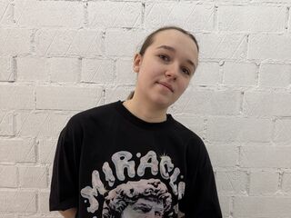 naughty camgirl fingering shaved pussy KatriceCrumlish