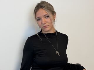 chatwhore KeiraTullier