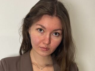 shower webcam LeilaCoocher