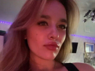 beautiful girl cam LieselotteJetter