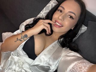 masturbating webcam girl LilaWest