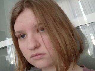 hot webcamslut LilianSlow