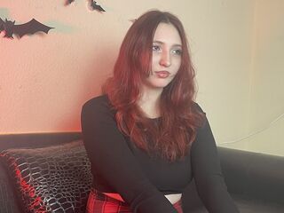 sexy webcamgirl LindaMarrier