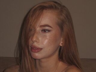 beautiful camgirl LisaCornerd