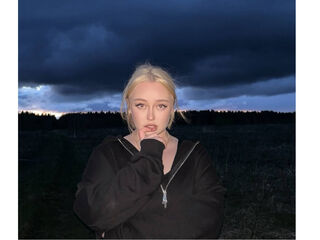 bedroom cam LitaBloom