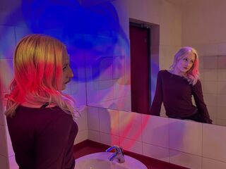 sex web cam chat room LucilleWiste