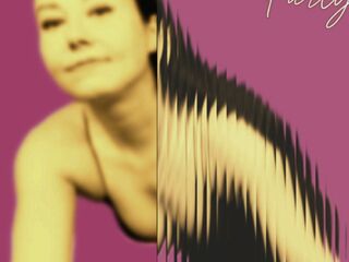 camwhore photo LucyLevatto