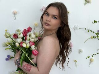 camslut fingering wet pussy LunaVales