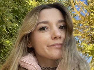 live-chat LunariaVelvet