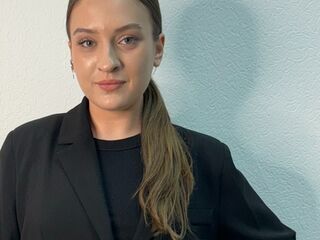 cyber sex cams LyndaEstle