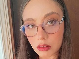 girl webcam show MadeCristine