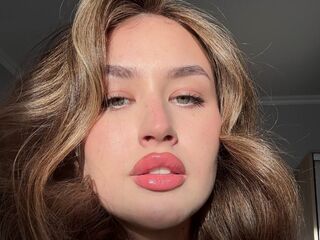 shower web cam MarielleDefalco