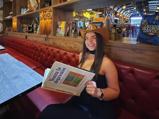 cam girl fingering pussy MelanyCol