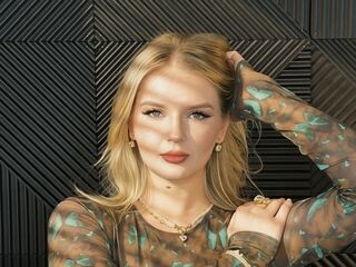 free live webcam chat MiaLloydy