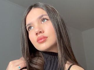 teaser cam MinnaIntrieri