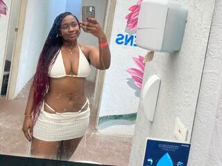 nude webcamgirl photo MishelDaza