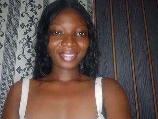 hot striptease webcam MooreAngelica