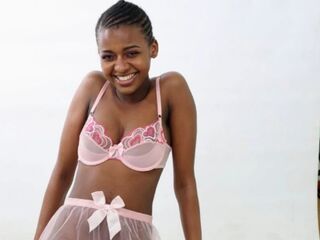 live teaser web cam NaomiBrookes