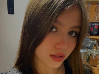 sexy webcam girl NikaMilson