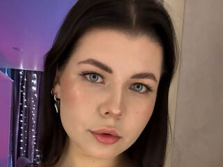 camslut naked OidaSirrine