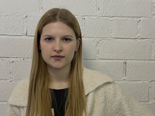 nude webcamgirl photo ParisRoacho