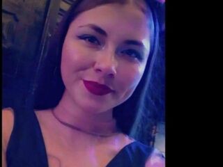 girl cam live PauCardigan