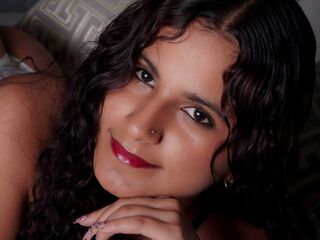 camgirl masturbating with sex toy PerlaRodriguez