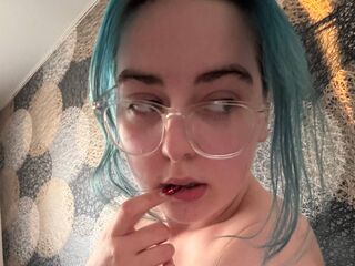 naked cam girl masturbating with sextoy PixieJones