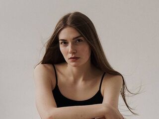 cam girl showing tits RebeccaMcqoggen