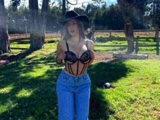 fingering girl cam picture RubyRossey