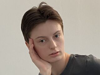 sex webcam chat room RufinaTavolario