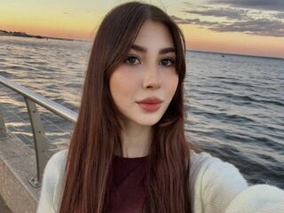 fingering webcamgirl SadeLazcano