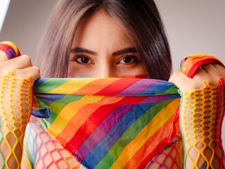 naked girl with cam fingering SamantaLoyal