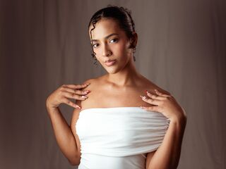 kinky video chat performer SarahCoolio