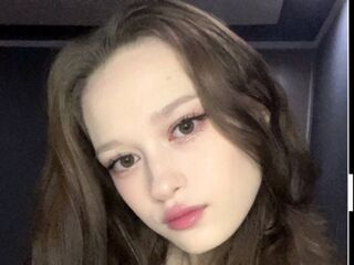 girl naked ShariCasbeer