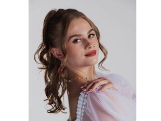 naughty webcamgirl SharriLangolf