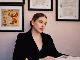 girl showing tits SofiaBetancurt