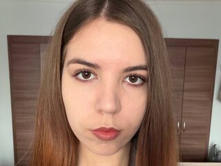 naughty cam girl fingering shaved pussy StarrFelske