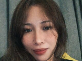 naughty camwhore ThylaMax