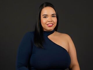 free chat room ValerySwanson